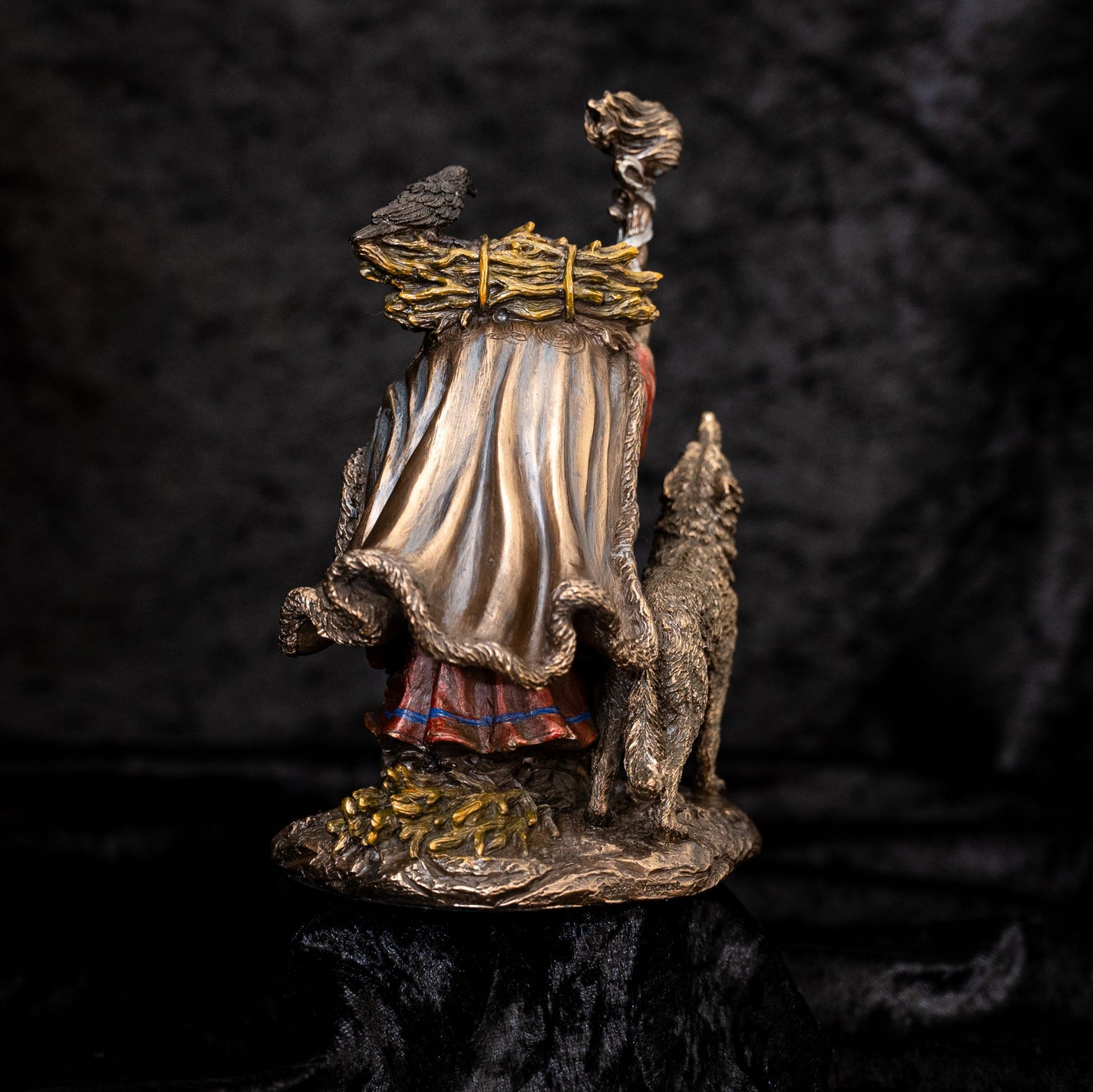 Cailleach Statue image 1